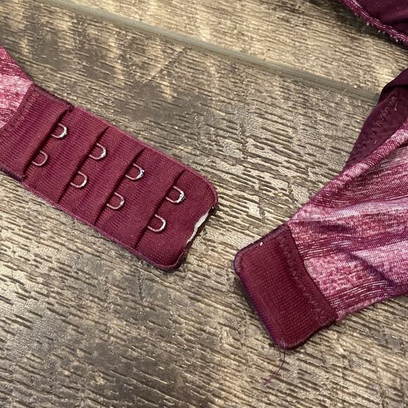 VICTORIA'S SECRET Perfect Shape Bra Purple Stripe Print Thick Padding 34B - Picture 7 of 7